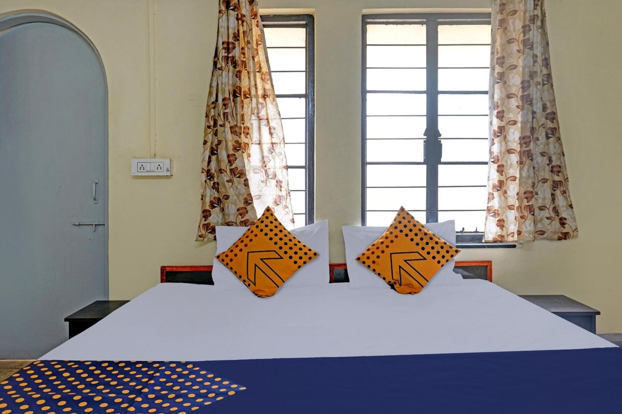 Spot On Hotel Prakash Residency, Near Hanuman Gym Ajmera Colony, Pimpri Εξωτερικό φωτογραφία