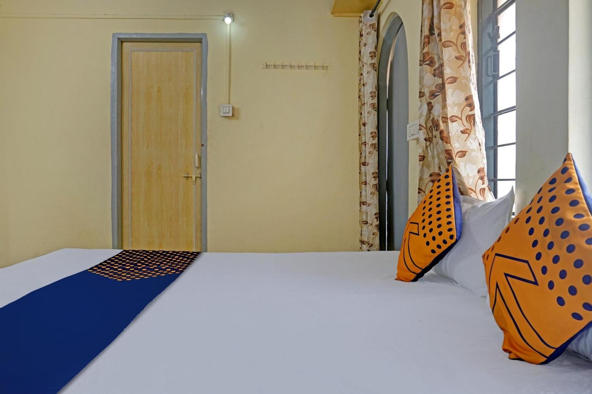 Spot On Hotel Prakash Residency, Near Hanuman Gym Ajmera Colony, Pimpri Εξωτερικό φωτογραφία